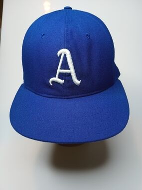 Vintage Philadelphia Athletics Fitted Hat Size 7 1/4.